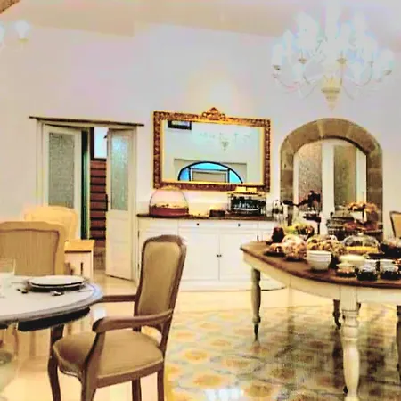 Palazzo Alessandrini Guest House-2